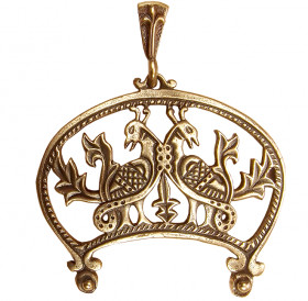 Slotted moon "Wide-horned with a pair of birds"