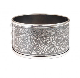 Blooming bracelet