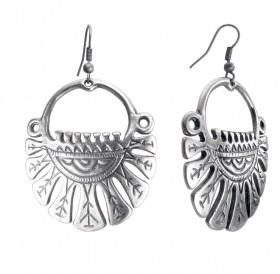 Nine-bladed earrings