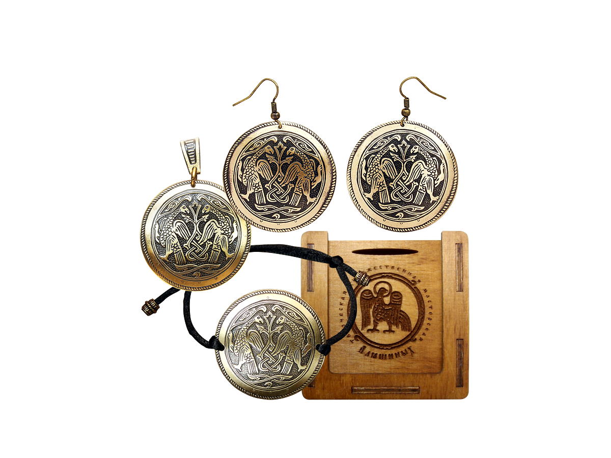 Jewelry set "Suzdal hawks" in a gift box.