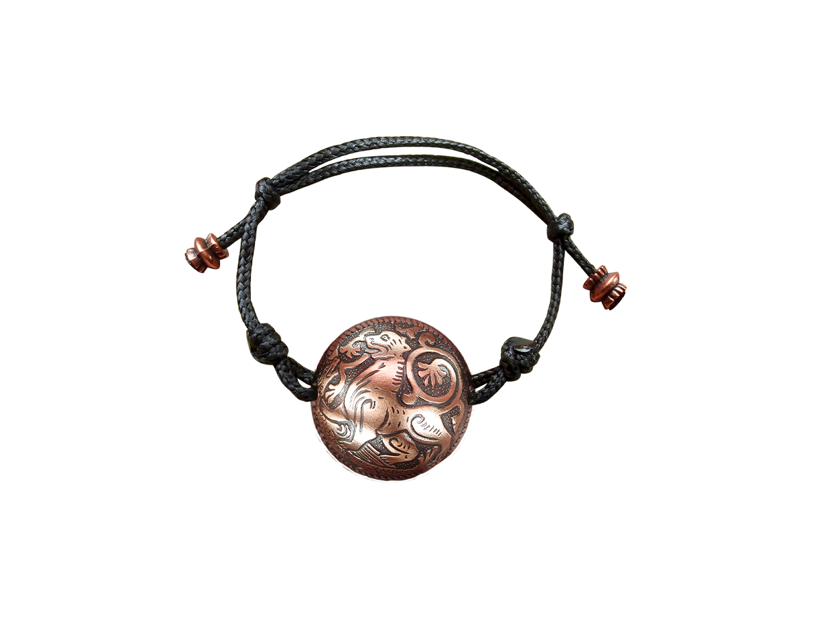 Spherical bracelet-lace "Suzdal lion"