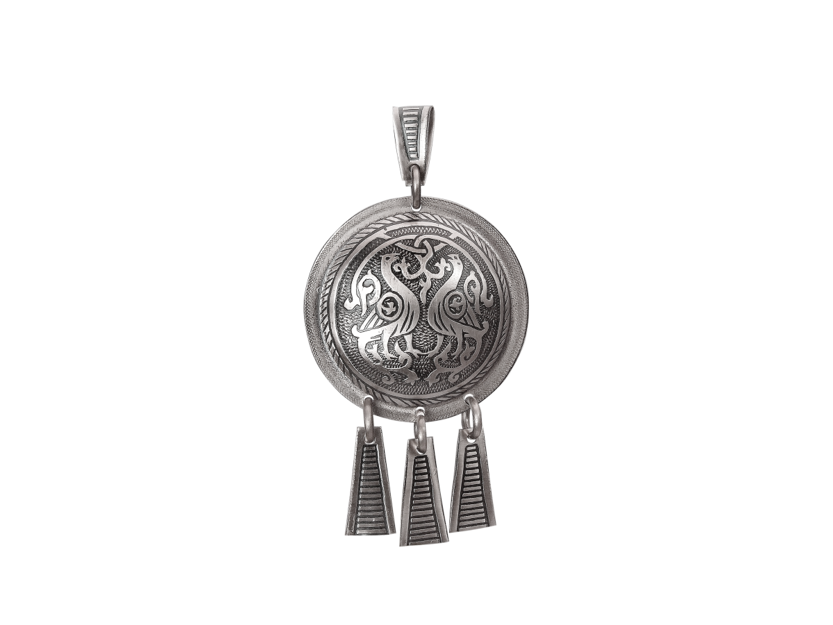 Noisy pendant "Suzdal pigeons"