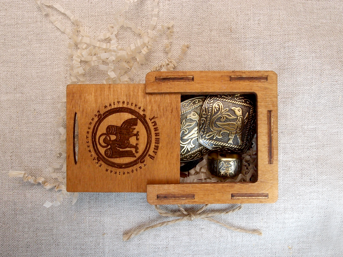 Jewelry set "Skylark" in a gift box.
