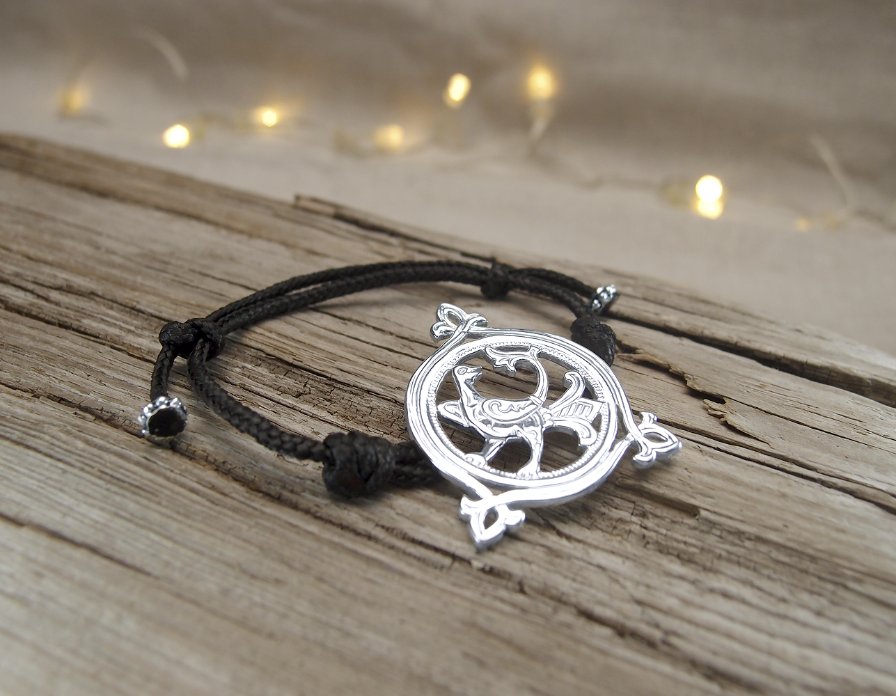 Bracelet-lace "Turtle-dove"