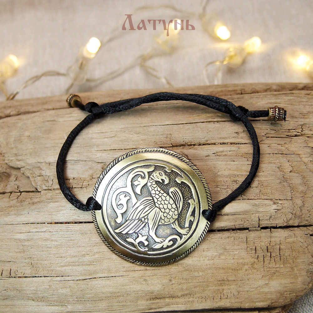 Bracelet-lace "Suzdal bird". Embossing