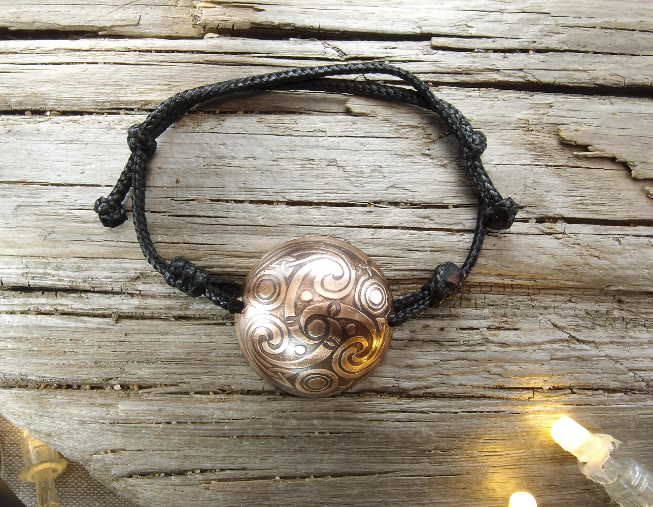 Spherical bracelet-cord "Three-legged Kolovrat"
