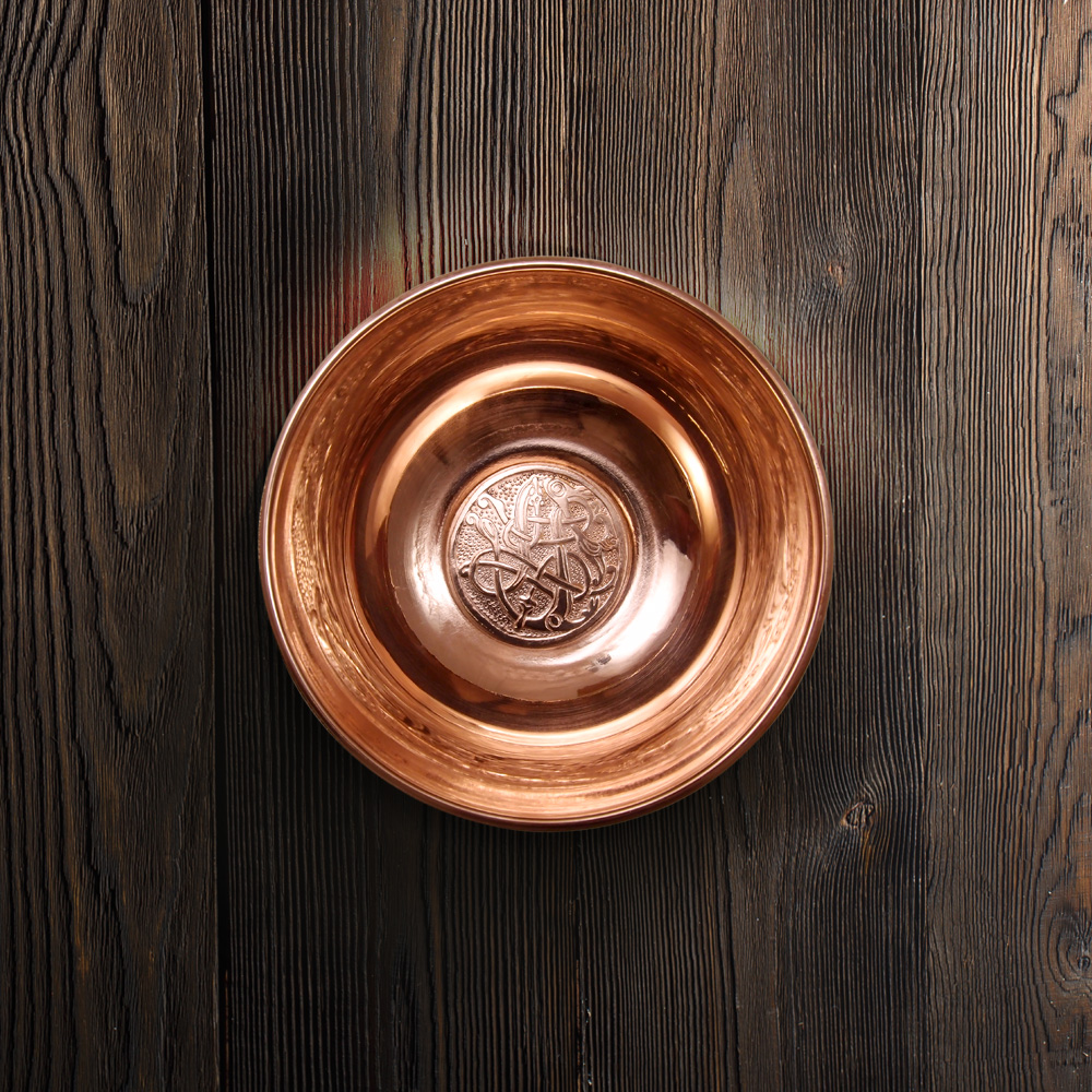 Platter "Fafnir". Glossy