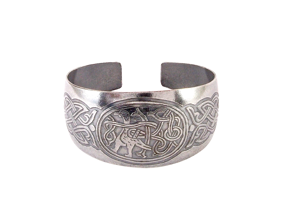 Bracelet "Peaceful bird with intertwined tail"