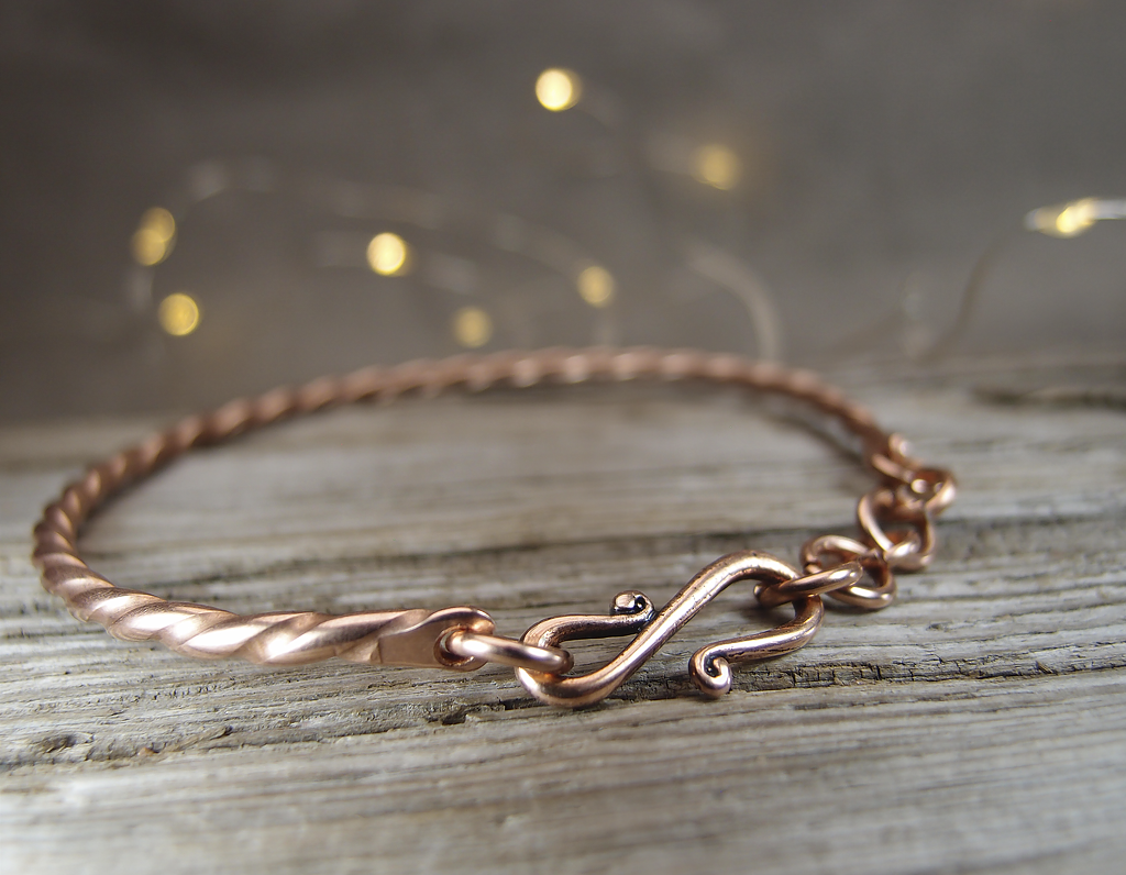 Twisted bracelet No. 2. Thickness 4 mm
