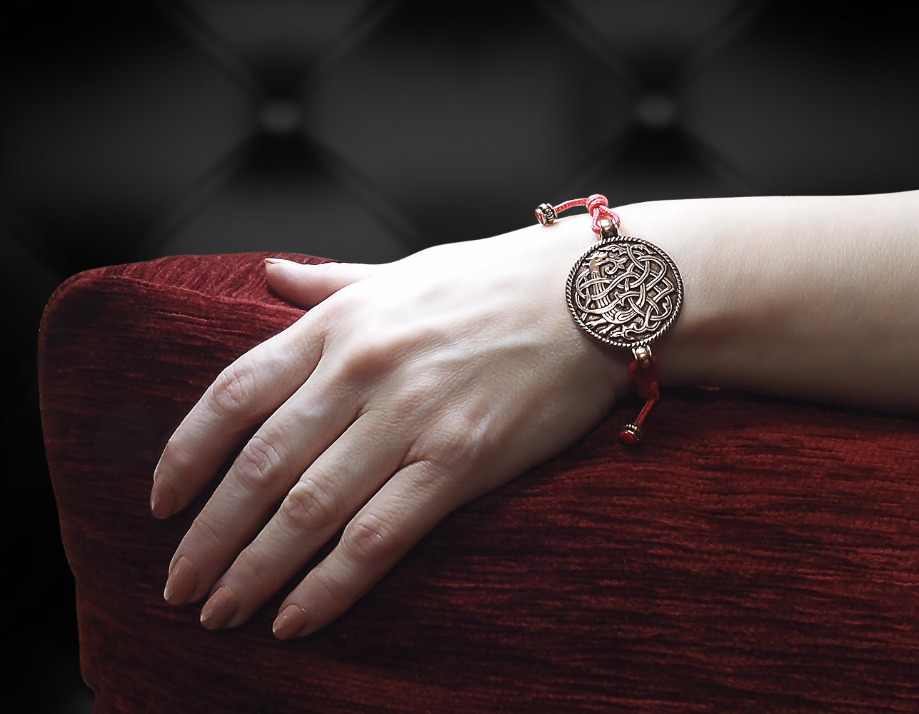 Bracelet-cord "Unknown animal" No. 2