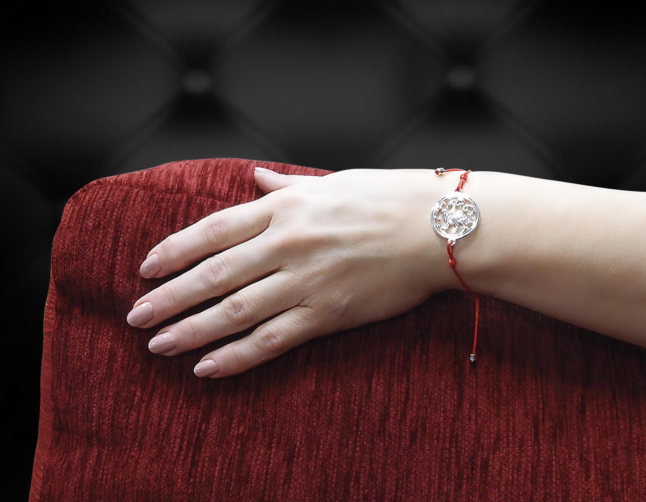 Bracelet-lace "Suzdal bird"