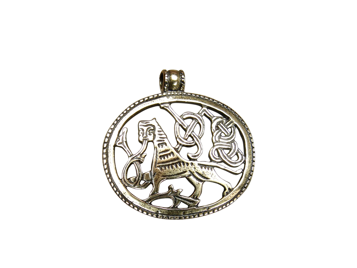 Slotted pendant "King of beasts"