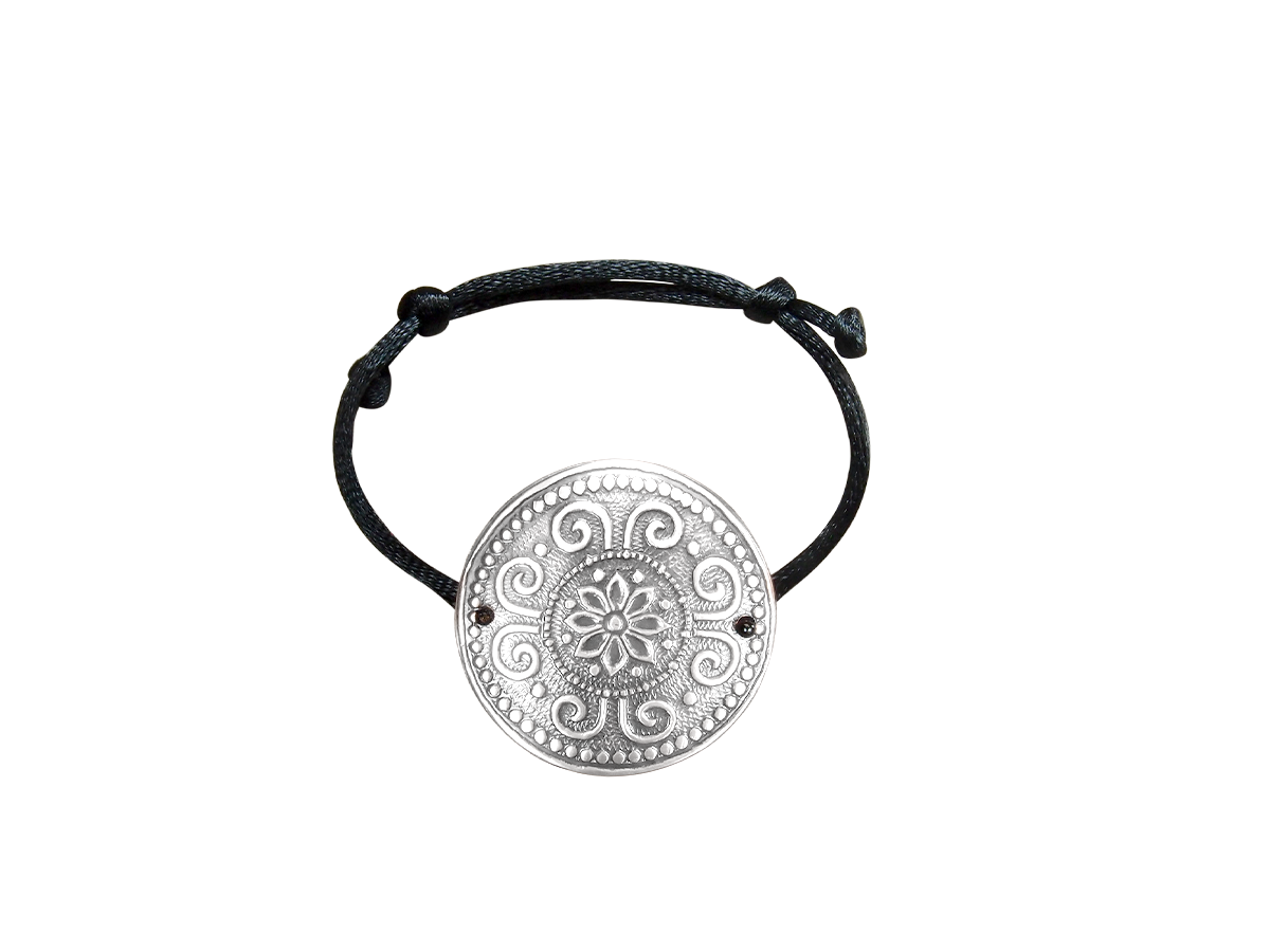 Bracelet-lace "Prosperity". Embossing