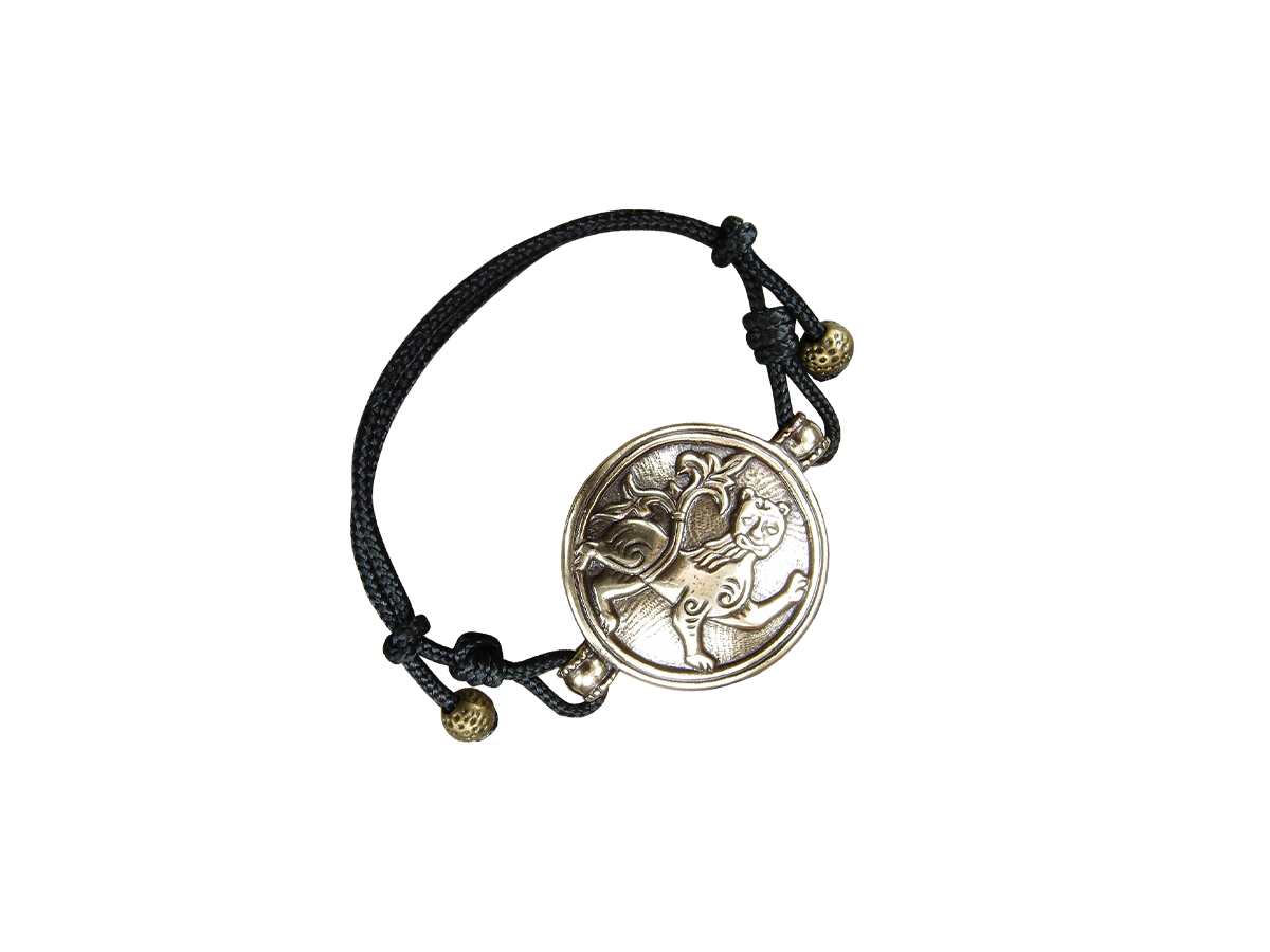 Bracelet-cord "Mighty lion"