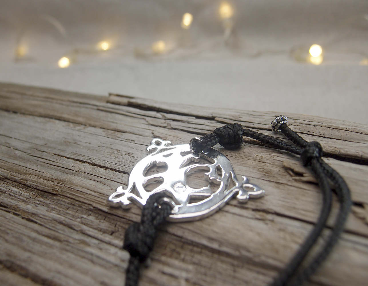 Bracelet-lace "Turtle-dove"