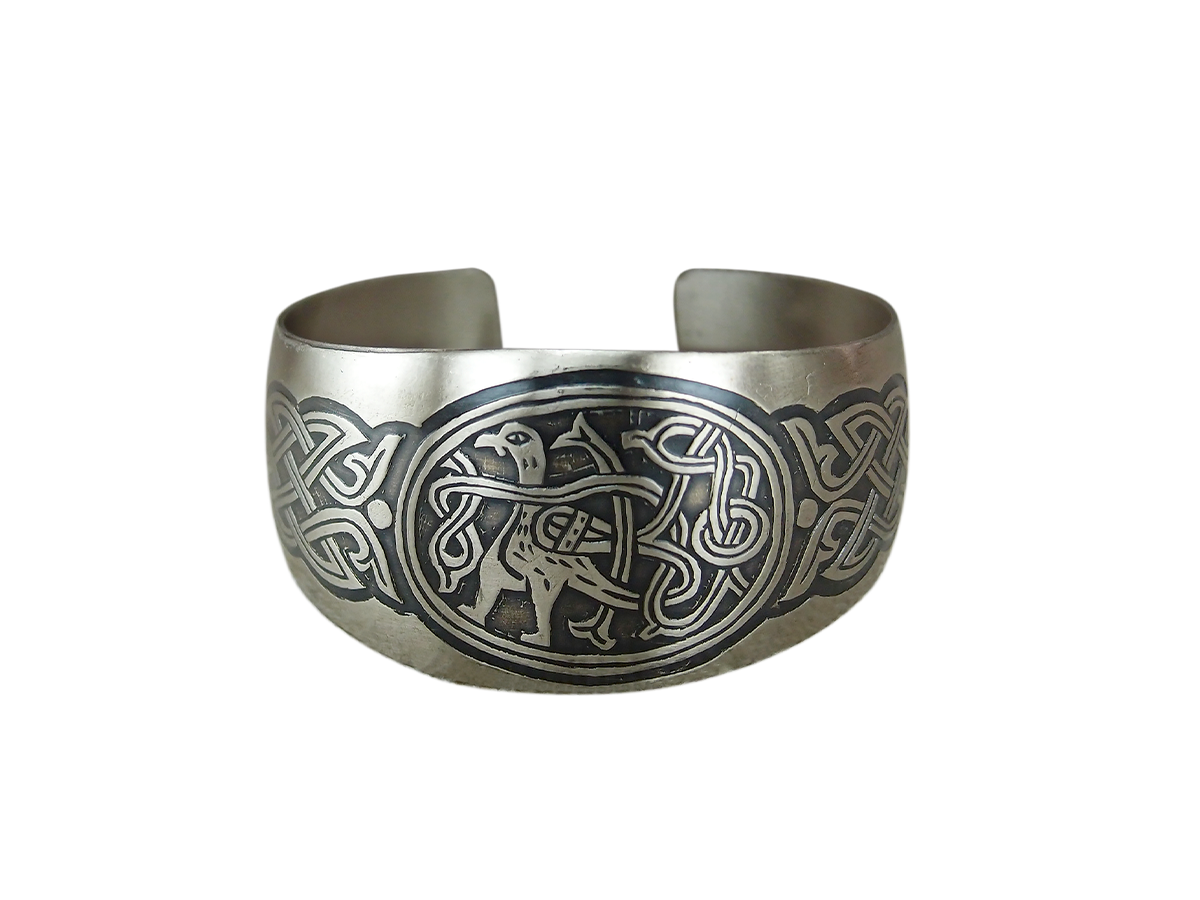 Bracelet "Peaceful bird with intertwined tail"