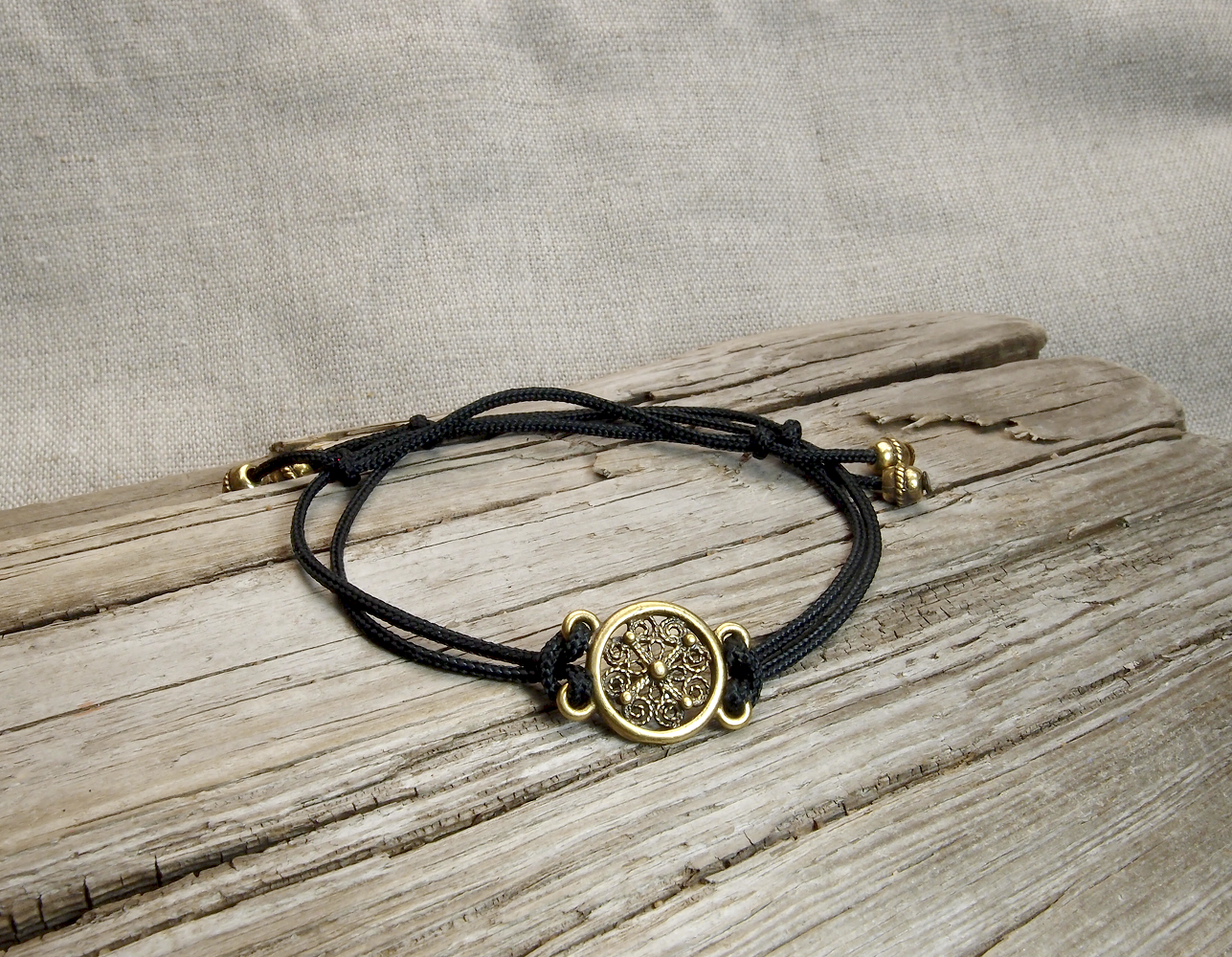 Bracelet-lace "Daisy"