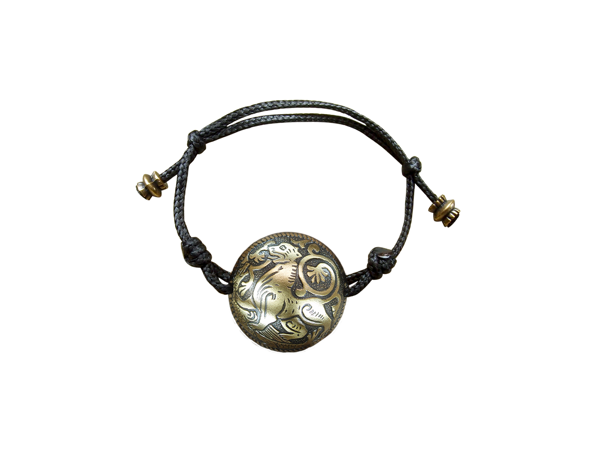 Spherical bracelet-lace "Suzdal lion"