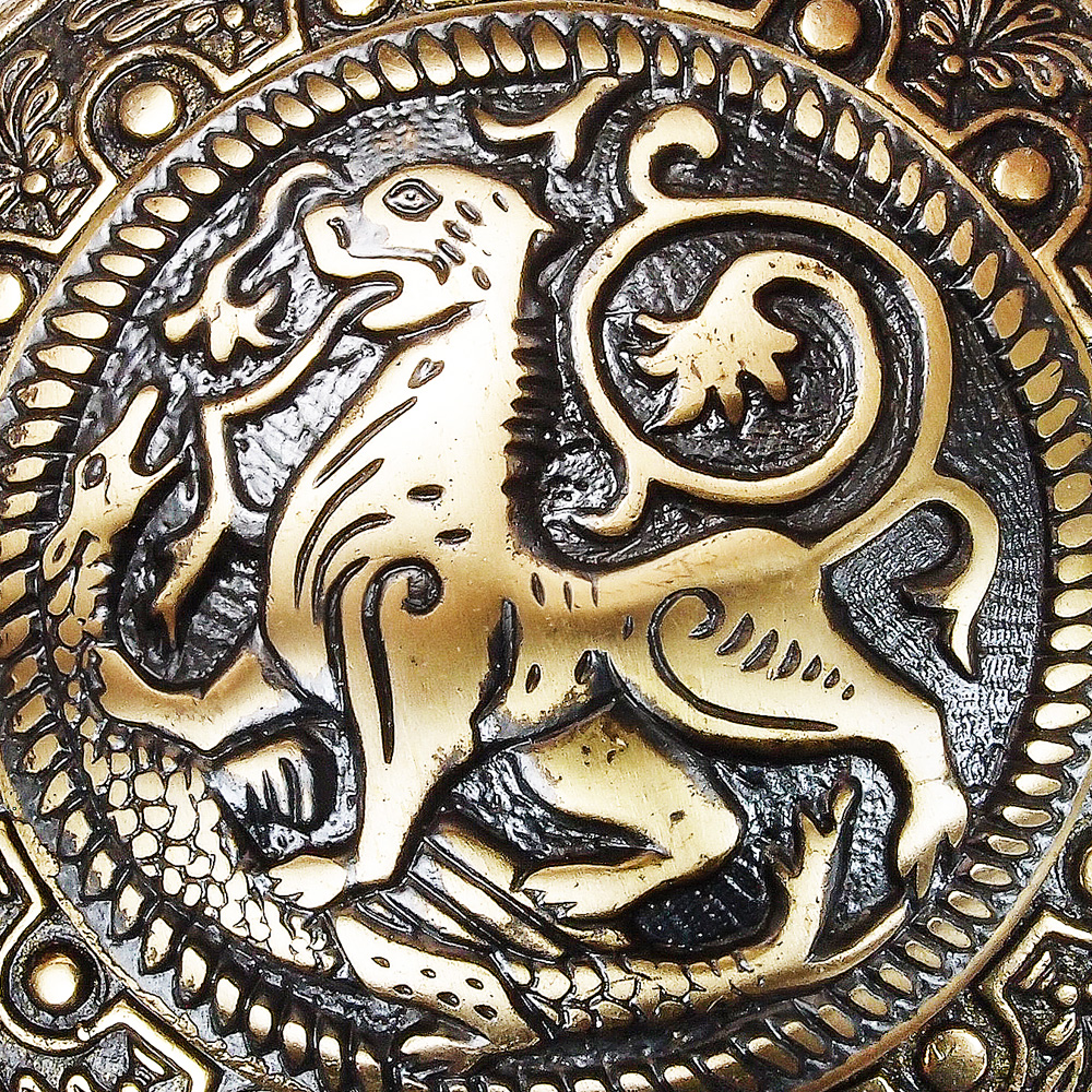 Fibula cast "Suzdal lion"