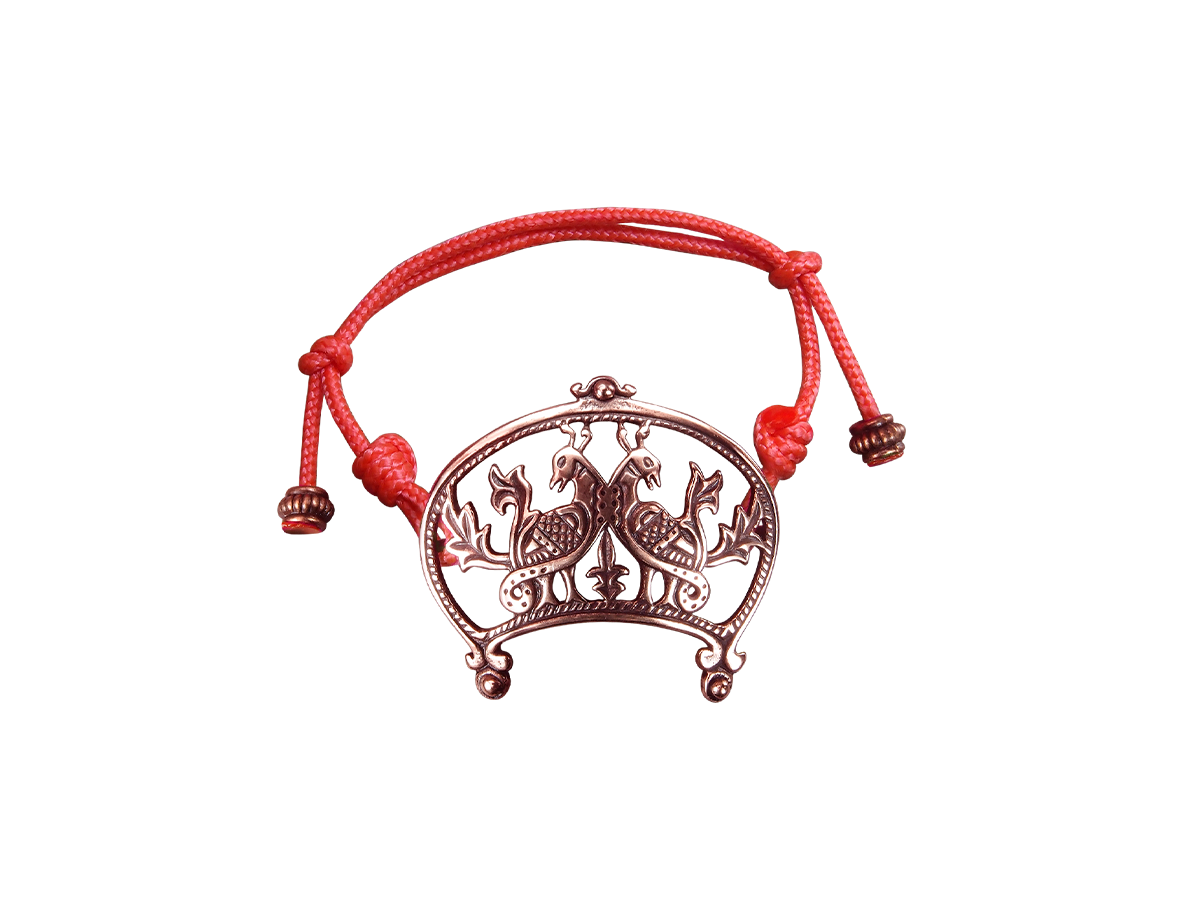 Bracelet-lace "Wide-horned moon with a pair of birds"