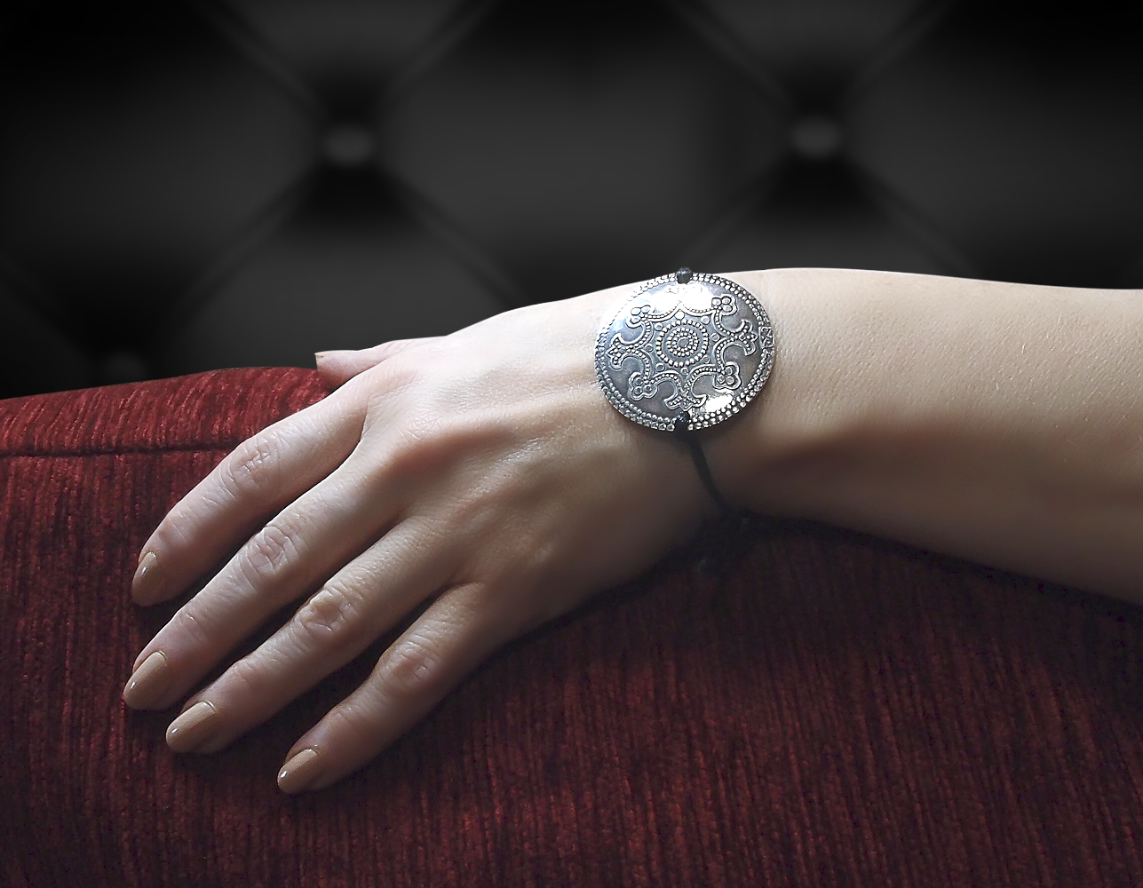 Bracelet-lace "Goodwill". Embossing