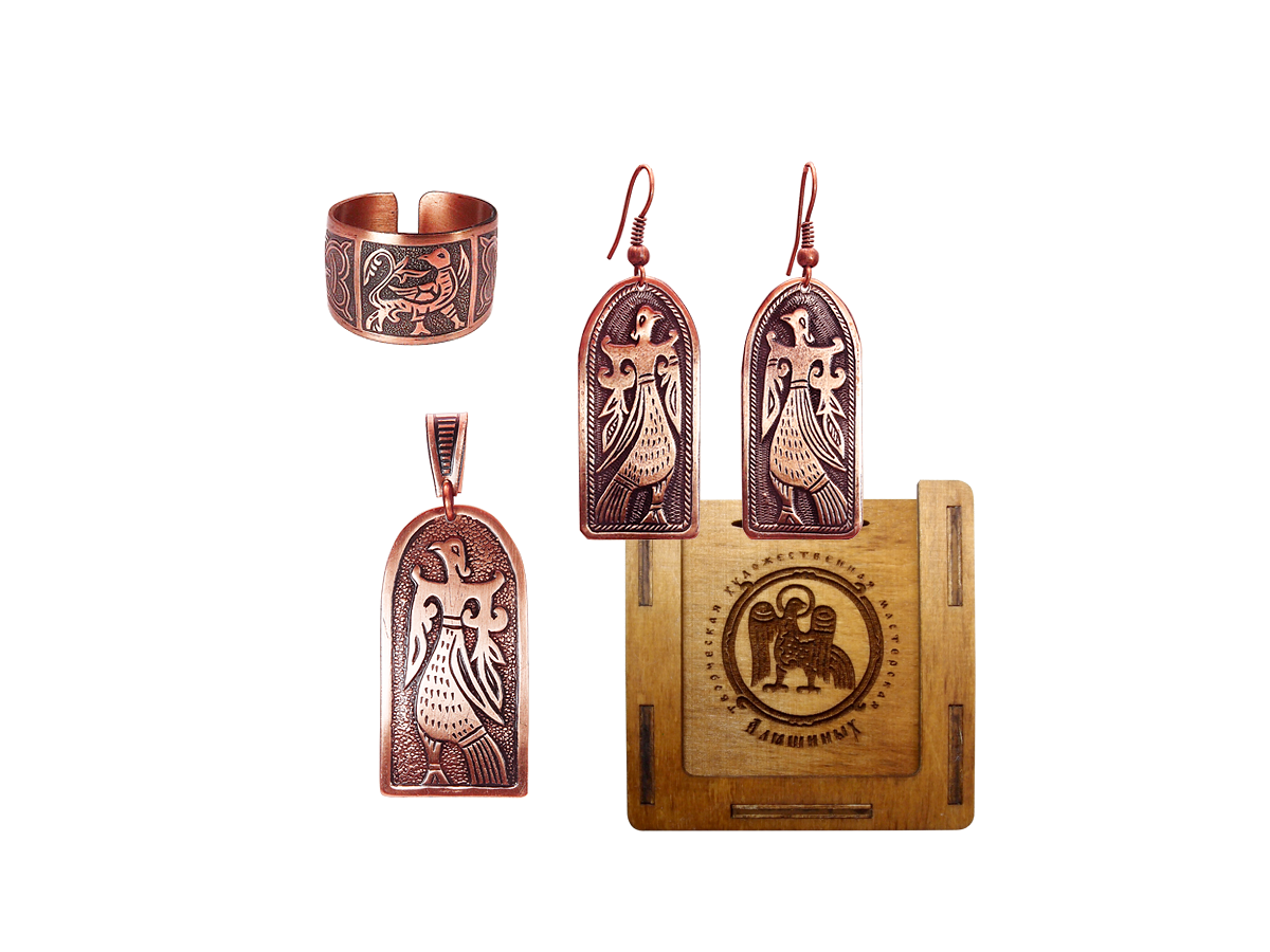 Jewelry set "Virgo Bird" in a gift box.