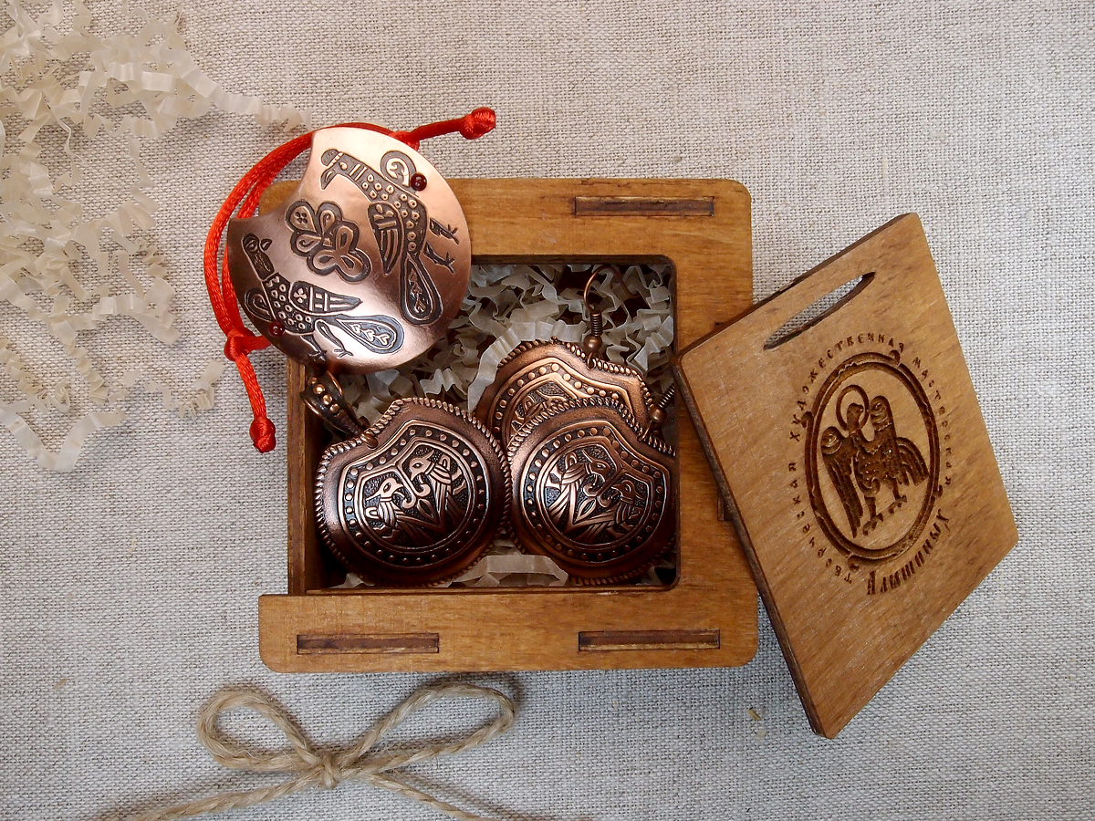 Jewelry set "Lovat" in a gift box.