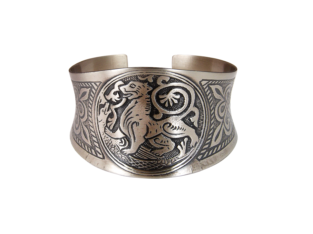 Concave bracelet "Suzdal lion"