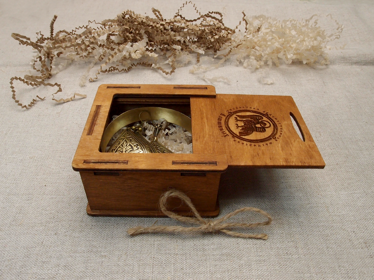 Jewelry set "Abundance" in a gift box.