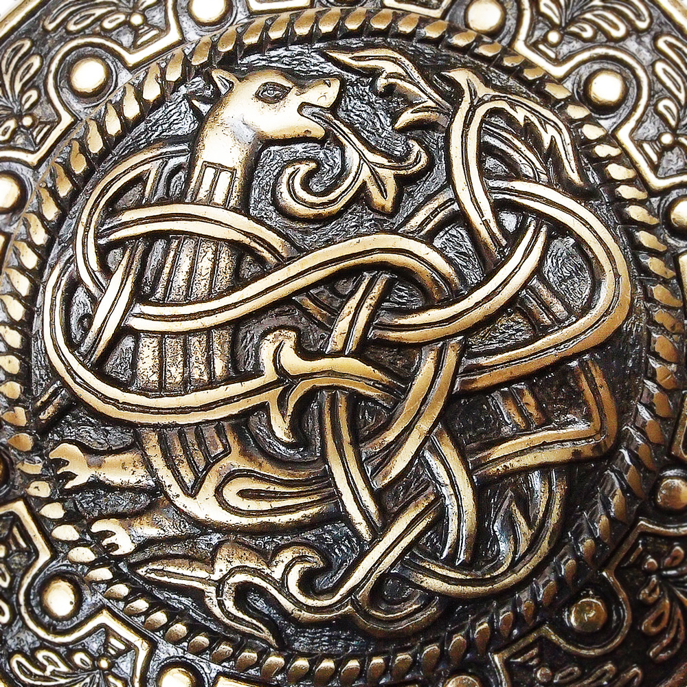 Cast brooch "Unknown Beast"