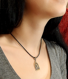 Slotted pendant "Wonderful beast with a flourishing tail"
